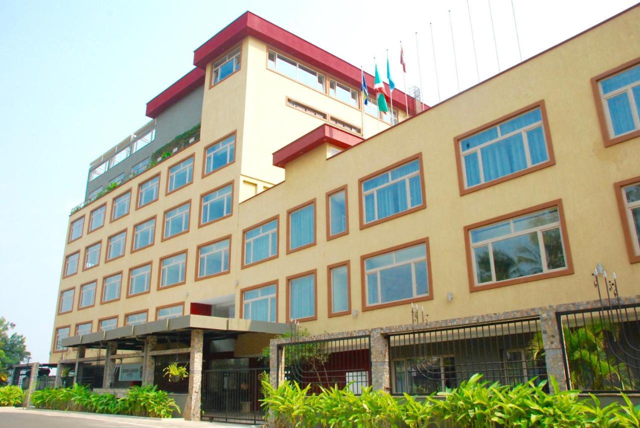 Kiriri Garden Hotel Бужумбура Екстер'єр фото