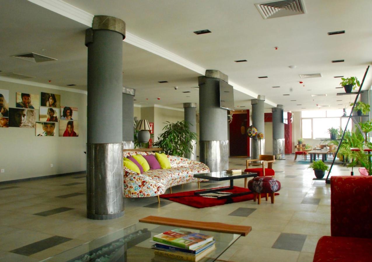Kiriri Garden Hotel Бужумбура Екстер'єр фото