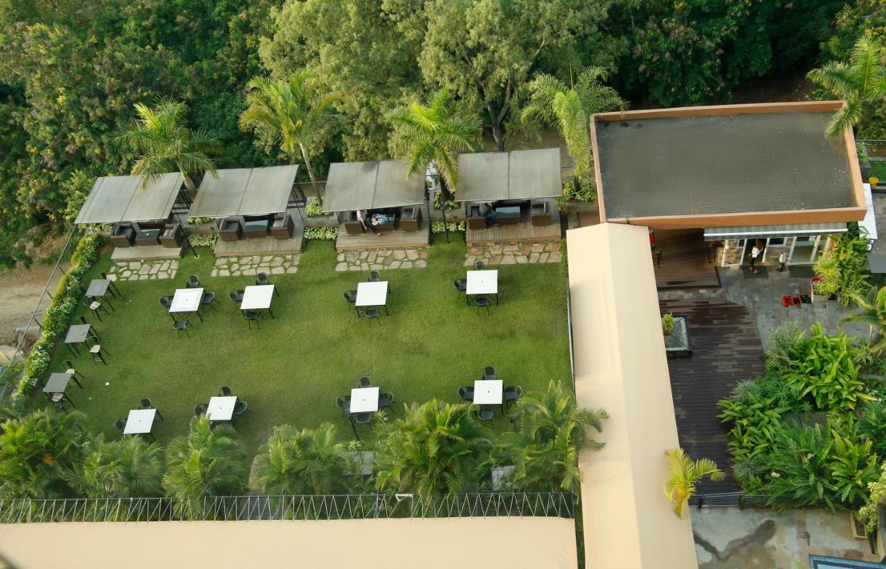 Kiriri Garden Hotel Бужумбура Екстер'єр фото
